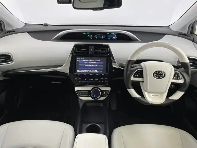 トヨタ プリウス S ツーリングセレクション 千葉県 2016(平28)年 7.3万km シルバーM 禁煙車/TRDエアロ/トヨタセーフティセンス/・プリクラッシュセーフティシステム/・レーンデパーチャーアラート/・オートマチックハイビーム/・アダプティブクルーズコントロール/・ハイビームアシスト/純正9インチT-Connectナビ/CD/DVD/Bluetooth/フルセグ/バックカメラ/レーダークルーズコントロール/LEDオートライト/シートヒーター/純正17インチアルミホイール/オートエアコン/プッシュスタート/スマートキー