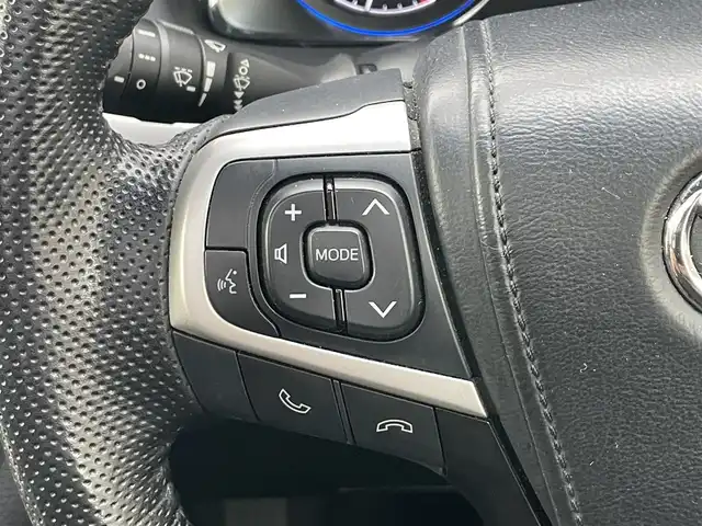 トヨタ ハリアー エレガンス 静岡県 2018(平30)年 6.4万km ホワイトパールクリスタルシャイン トヨタセーフティセンス　/サンルーフ　/モデリスタエアロ　/社外９型ナビ　/地デジ　/Ｂカメラ　/半革シート　/Ｄ席ＰＷシート　/オートハイビーム　/ETC/社外18インチAW/スペアキー