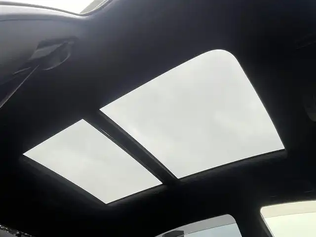 トヨタ ハリアー エレガンス 静岡県 2018(平30)年 6.4万km ホワイトパールクリスタルシャイン トヨタセーフティセンス　/サンルーフ　/モデリスタエアロ　/社外９型ナビ　/地デジ　/Ｂカメラ　/半革シート　/Ｄ席ＰＷシート　/オートハイビーム　/ETC/社外18インチAW/スペアキー