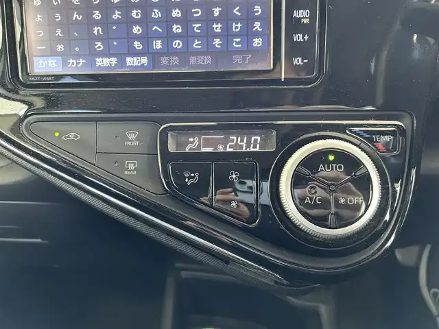 トヨタ アクア クロスオーバー 長崎県 2019(令1)年 8.1万km シルバーM 純正SDナビ/プッシュスタート/衝突軽減ブレーキ/前方ドライブレコーダー/全方位カメラ/ステアリングスイッチ/純正フロアマット/純正アルミホイール/ハーフレザーシート/LDA/ドアバイザー/オートライト/ETC/コーナーセンサー