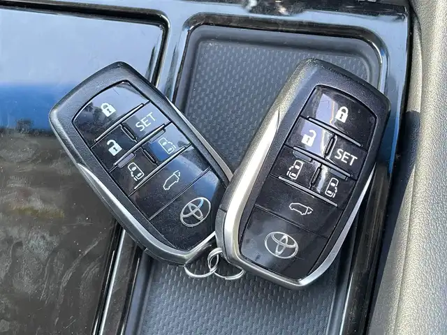 トヨタ ヴェルファイア Z Gエディション 愛媛県 2015(平27)年 3.6万km ホワイトパールクリスタルシャイン 純正９型ナビ　/モデリスタフルエアロ　/後席モニター　/Ｂカメラ　/クルコン　/障害物センサー　/純正前後ドラレコ　/ビルトインＥＴＣ　/Ｗエアコン　/両側電動スライドドア　/パワーシート　/ハーフレザー　/MTモード付き