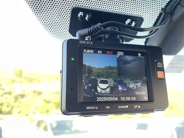トヨタ ヴェルファイア Z Gエディション 愛媛県 2015(平27)年 3.6万km ホワイトパールクリスタルシャイン 純正９型ナビ　/モデリスタフルエアロ　/後席モニター　/Ｂカメラ　/クルコン　/障害物センサー　/純正前後ドラレコ　/ビルトインＥＴＣ　/Ｗエアコン　/両側電動スライドドア　/パワーシート　/ハーフレザー　/MTモード付き