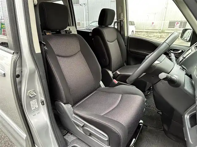 日産 セレナ ハイウェイスター Vセレクション 大阪府 2012(平24)年 2.4万km ブリリアントシルバー ワンオーナー/純正ナビ/ （フルセグTV/BT/CD/DVD）/後席モニター/バックモニター/横滑り防止装置/フォグランプ/ドライブレコーダー/ETC/電動格納ミラー/プッシュスタート/保証書/取扱説明書/スマートキー