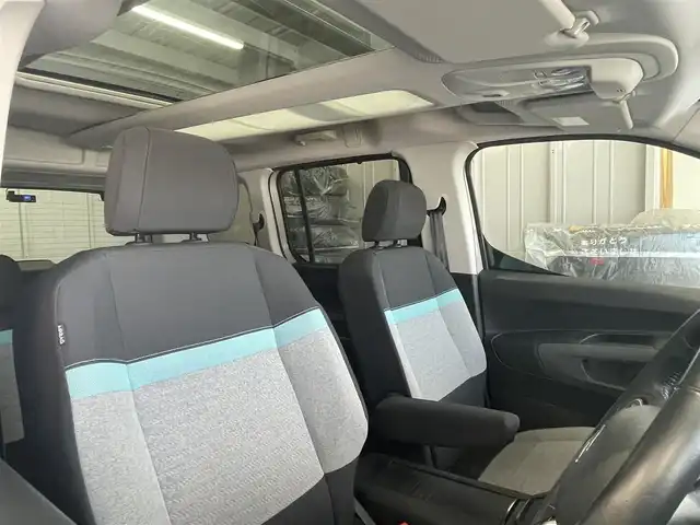 シトロエン シトロエン ベルランゴ シャイン 静岡県 2021(令3)年 2万km ベージュ アクティブセーフティブレーキ/アクティブクルーズコントロール/レーンアシスト /ブラインドスポットモニター/ディスプレイオーディオBluetooth CarPlay対応/バックカメラ/パノラマガラスルーフ /ルーフレール/アンビエンスライト/社外LEDヘッドライト/サイドウォーニング/ベッドキット/前後ドライブレコーダー/ETC