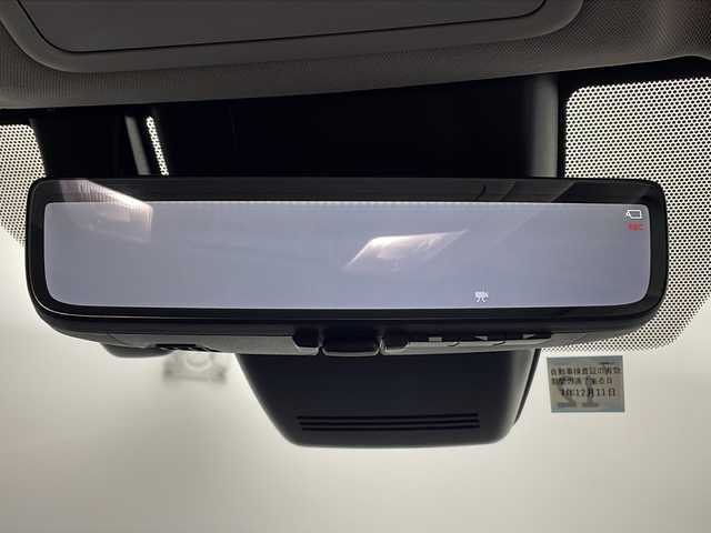 トヨタ ＲＡＶ４ ハイブリッド アドベンチャー 鹿児島県 2022(令4)年 1.6万km アティチュードブラックマイカ 純正ディスプレイオーディオ（ナビ機能付）/・フルセグテレビ/・Bluetooth/・ミラキャスト/・FM/AM/パノラミックビューモニター/レーダークルーズコントロール/レーントレーシングアシスト/プリクラッシュセーフティ/ブラインドスポットモニター/ロードサインアシスト/電動パーキングブレーキ/ブレーキホールド/ETC2.0/オートライト/オートマチックハイビーム/パワーシート（D席・シートメモリー付）/シートヒーター/シートエアコン/ステアリングヒーター/ルーフレール/ウインカーミラー/LEDヘッドライト/プッシュスタート