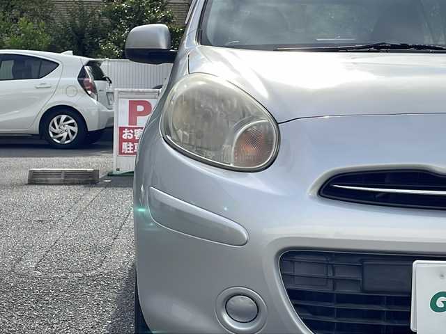日産 マーチ 12X 埼玉県 2010(平22)年 3.5万km ブリリアントシルバー 登録時34833km/純正メモリナビ（MS110-W）/FM/AM/CD/ワンセグTV/AUX/前後ドライブレコーダー（KH-DR3200）/社外ETC/バックカメラ/電動格納ミラー/プッシュスタート/アイドリングストップ/ヘッドライトレベライザー/ドアバイザー/純正フロアマット/スマートキー×2/保証書＆取説