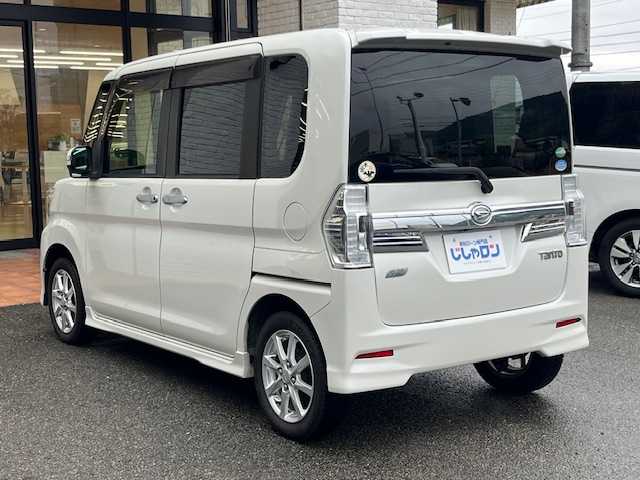 ダイハツ タント カスタム X スマートセレ SA 高知県 2014(平26)年 11.2万km パールホワイトⅢ (株)IDOMが運営する【じしゃロン高知店】の自社ローン専用車両になります。こちらは現金またはオートローンご利用時の価格です。自社ローンご希望の方は別途その旨お申付け下さい