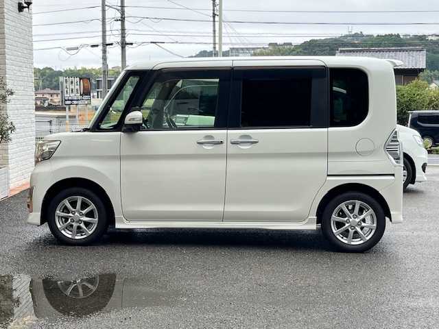 ダイハツ タント カスタム X スマートセレ SA 高知県 2014(平26)年 11.2万km パールホワイトⅢ (株)IDOMが運営する【じしゃロン高知店】の自社ローン専用車両になります。こちらは現金またはオートローンご利用時の価格です。自社ローンご希望の方は別途その旨お申付け下さい