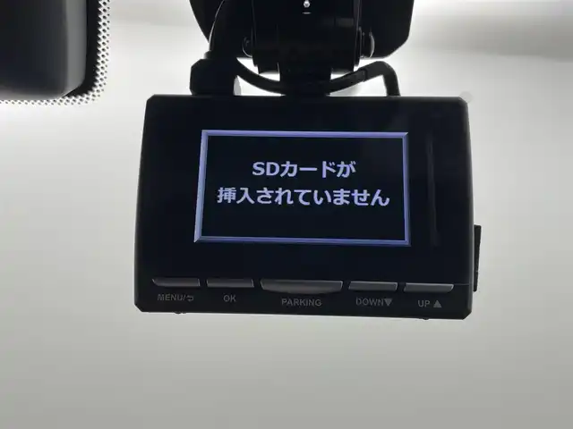 日産 エクストレイル 20Xi レザーED Vセレクション 熊本県 2020(令2)年 3万km ブリリアントホワイトパール ワンオーナー/禁煙車/4WD/プロパイロット/カロッツエリア9インチディスプレイオーディオ/　(AM/FM/Bluetooth/ipod)/アラウンドビューモニター/バックカメラ/運転支援機能/・エマージェンシーブレーキ/・踏み間違い衝突防止/・前方衝突予測/・後側方車両検知/・車線逸脱警報/防止支援/・後退時車両検知/・ふらつき警報/・進入禁止標識検知/・クルーズコントロール/・オートライト/・ハイビームアシスト/・横滑り防止機能/・クリアランスソナー/・コーナーセンサー/ヒルディセントコントロール/純正18インチアルミホイール/パワーバックドア/ルーフレール/ミラーヒーター/インテリジェントルームミラー/茶色レザーシート/前後ドライブレコーダー/ETC/ステアリングスイッチ/パワーシート(D/N)/ランバーサポート/シートヒーター(全席)/純正フロアマット/アクセサリーソケット×3/ISOFIX/スペアキー×1/保証書/取扱説明書/ナビ取扱説明書