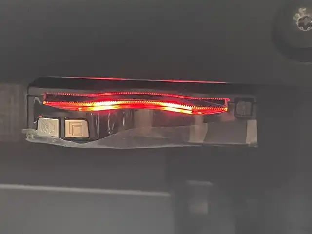 日産 エクストレイル 20Xi レザーED Vセレクション 熊本県 2020(令2)年 3万km ブリリアントホワイトパール ワンオーナー/禁煙車/4WD/プロパイロット/カロッツエリア9インチディスプレイオーディオ/　(AM/FM/Bluetooth/ipod)/アラウンドビューモニター/バックカメラ/運転支援機能/・エマージェンシーブレーキ/・踏み間違い衝突防止/・前方衝突予測/・後側方車両検知/・車線逸脱警報/防止支援/・後退時車両検知/・ふらつき警報/・進入禁止標識検知/・クルーズコントロール/・オートライト/・ハイビームアシスト/・横滑り防止機能/・クリアランスソナー/・コーナーセンサー/ヒルディセントコントロール/純正18インチアルミホイール/パワーバックドア/ルーフレール/ミラーヒーター/インテリジェントルームミラー/茶色レザーシート/前後ドライブレコーダー/ETC/ステアリングスイッチ/パワーシート(D/N)/ランバーサポート/シートヒーター(全席)/純正フロアマット/アクセサリーソケット×3/ISOFIX/スペアキー×1/保証書/取扱説明書/ナビ取扱説明書