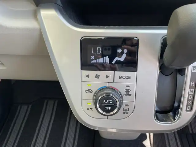 ダイハツ キャスト スタイル X SAⅢ 愛知県 2018(平30)年 2.4万km ダークエメラルドマイカ 衝突軽減ブレーキ/社外SDナビ/フルセグテレビ/社外ドライブレコーダー/社外ETC/スマートキー/プッシュスタート/オートハイビーム/純正フロアマット/パワーステアリング/パワーウィンドウ/横滑り防止装置/オートライト/オートハイビーム/ハロゲンヘッドライト
