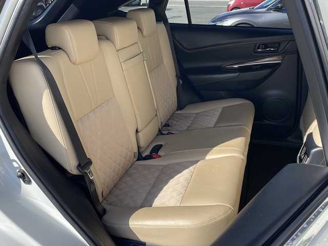 トヨタ ハリアー エレガンス 山形県 2016(平28)年 6.2万km ホワイトパールクリスタルシャイン 純正ナビ/CD.DVD.BT.SD/フルセグ/バックカメラ/ハーフレザーシート/パワーシート/LEDヘッドライト/アイドリングストップ/横滑り防止/プッシュスタート/スマートキー