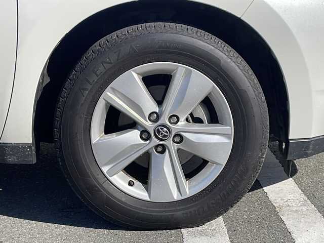 トヨタ ハリアー エレガンス 山形県 2016(平28)年 6.2万km ホワイトパールクリスタルシャイン 純正ナビ/CD.DVD.BT.SD/フルセグ/バックカメラ/ハーフレザーシート/パワーシート/LEDヘッドライト/アイドリングストップ/横滑り防止/プッシュスタート/スマートキー