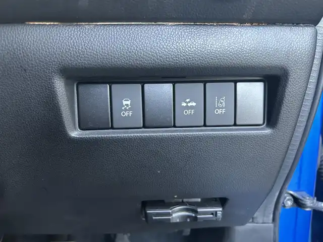 スズキ スイフト RS 高知県 2017(平29)年 8.1万km スピーディーブルーM ワンオーナー/純正ナビ/ETC/クルーズコントロール/フルセグ/5足MT/Bluetooth接続/バックカメラ/スマートキー/純正フロアマット/シートヒーター/純正アルミホイール車載/純正マフラー車載/プッシュスタート