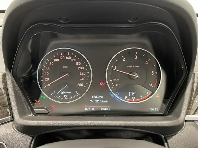 ＢＭＷ Ｘ１ xDrive 18d xライン 熊本県 2017(平29)年 6.8万km ミネラルホワイト 純正HDDナビ（CD、Bluetooth、USB）/バックカメラ/黒革シート/パワーシート/シートヒーター/パワーバックドア/純正19インチアルミホイール/LEDヘッドライト/ミラー一体型ETC/LEDフォグ/ACC