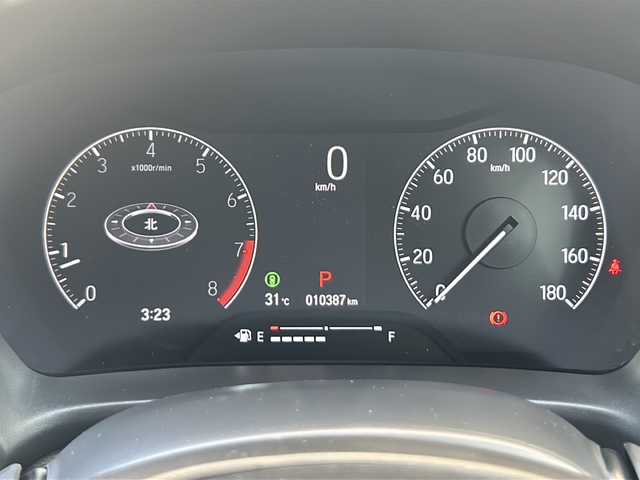 ホンダ ＷＲ－Ｖ Z+ 静岡県 2024(令6)年 1.1万km プラチナホワイトパール 純正ディスプレイオーディオ/・Bluetooth/・USB/・HDMI/・Apple CarPlay/・Android　Auto/・AM/・FM/主要装備/・ホンダセンシング/・衝突軽減/・レーンキープ/・ACC/・コーナーセンサー前後/・バックカメラ/・ETC/・MTモード付/・LEDヘッドライト/・オートライト/・フォグランプ/・純正フロアマット/・純正アルミホイール