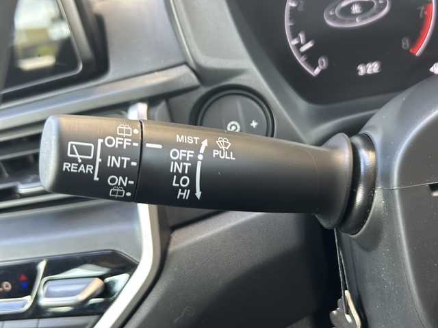 ホンダ ＷＲ－Ｖ Z+ 静岡県 2024(令6)年 1.1万km プラチナホワイトパール 純正ディスプレイオーディオ/・Bluetooth/・USB/・HDMI/・Apple CarPlay/・Android　Auto/・AM/・FM/主要装備/・ホンダセンシング/・衝突軽減/・レーンキープ/・ACC/・コーナーセンサー前後/・バックカメラ/・ETC/・MTモード付/・LEDヘッドライト/・オートライト/・フォグランプ/・純正フロアマット/・純正アルミホイール