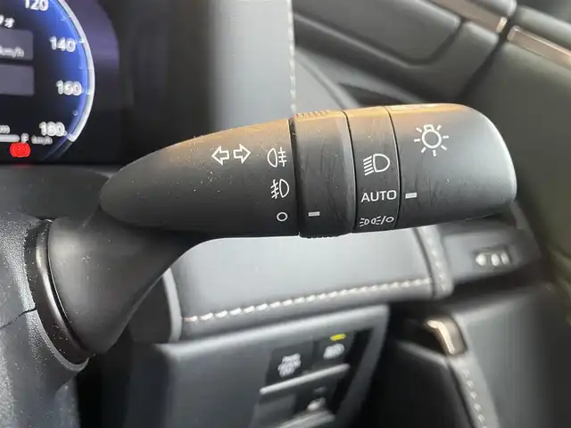 トヨタ アルファード Z 愛知県 2024(令6)年 1.6万km ホワイトパールクリスタルシャイン ワンオーナー/サンルーフ/純正SDナビ（BT.TV.AM.FM）/フルセグナビ/デジタルインナーミラー/バックカメラ/パワーシート/シートヒーター/エアシート/社外前後ドラレコ/トヨタセーフティセンス/ブレーキホールド/クルーズコントロール/両側パワースライドドア/置くだけ充電/ビルトインETC/純正AW/純正フロアマット/オットマン