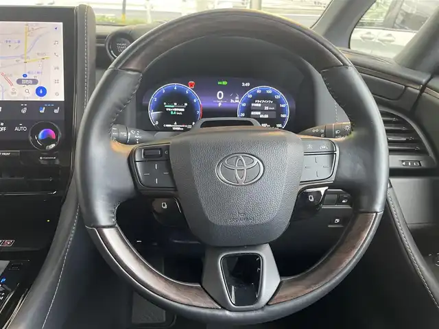 トヨタ アルファード Z 愛知県 2024(令6)年 1.6万km ホワイトパールクリスタルシャイン ワンオーナー/サンルーフ/純正SDナビ（BT.TV.AM.FM）/フルセグナビ/デジタルインナーミラー/バックカメラ/パワーシート/シートヒーター/エアシート/社外前後ドラレコ/トヨタセーフティセンス/ブレーキホールド/クルーズコントロール/両側パワースライドドア/置くだけ充電/ビルトインETC/純正AW/純正フロアマット/オットマン
