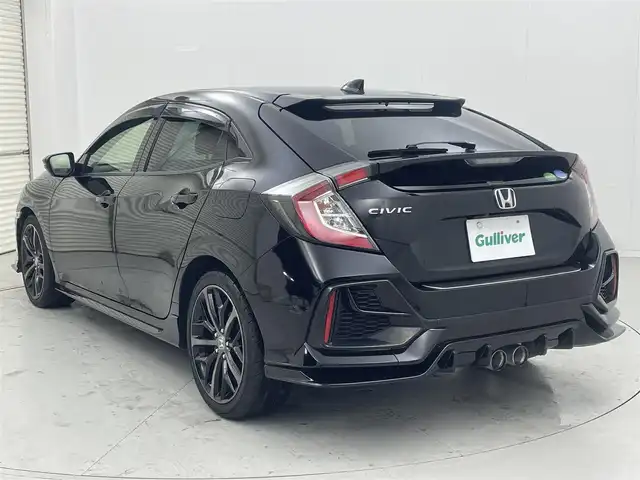 ホンダ シビック 茨城県 2020(令2)年 2万km クリスタルブラックパール 純正ナビ/・バックカメラ/・フルセグテレビ/・Bluetooth接続/・CDチェンジャー/ETC/ドライブレコーダー/スマートキー/クルーズコントロール/パドルシフト/ドアバイザー/フロントフォグ/イルミネーションステッププレート/LEDヘッドライト/コーナーセンサー/ABS/レーンアシストキープ/横滑り防止装置/盗難防止装置/オートライト/カーテンエアバッグ