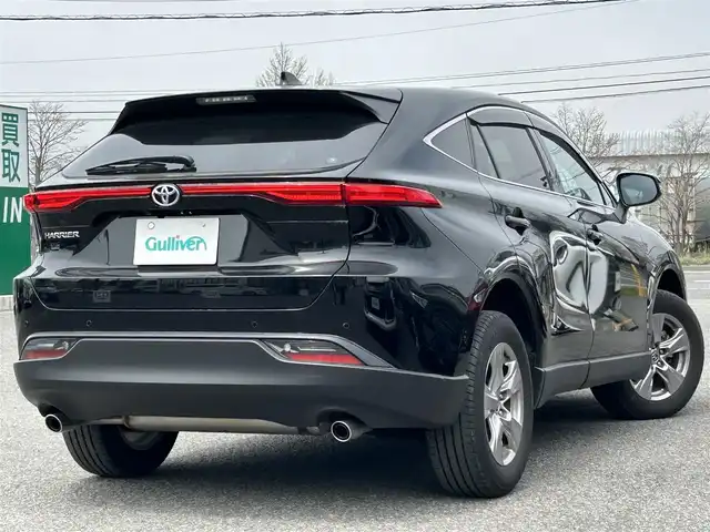 トヨタ ハリアー S 道央・札幌 2023(令5)年 1.4万km ブラック ４WD/寒冷地仕様/純正ディーラーOPナビ/AM/FM/BT/フルセグ/プリクラッシュセーフティ/横滑り防止装置/レーダークルーズコントロール/レーンキープアシスト/クリアランスソナー/バックカメラ/ビルトインETC2.0/ステアリングスイッチ/電動パーキング/ブレーキホールド/MTモード付AT/プッシュスタート/スマートキー/LEDヘッドライト/オートライト/オートハイビーム/電動格納ミラー/ウィンカーミラー/フロアマット/ドアバイザー