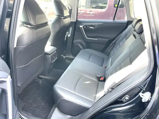 トヨタ ＲＡＶ４ G Zパッケージ 栃木県 2022(令4)年 3.8万km アティチュードブラックマイカ ワンオーナー/純正ナビ（フルセグTV/BT/CD/DVD/AM/FM)/レザーシート/デジタルインナーミラー/4WD/オートライト/前後ドライブレコーダー/ビルトインETC/ステアリングヒーター/運転席パワーシート/メモリーシート/前席シートヒーター/エアーシート/パワーバックドア/電動パーキングブレーキ/オートホールド/前後コーナーセンサー/バックカメラ/純正フロアマット/純正LEDヘッドライト/純正19inAW/保障証/取扱説明書