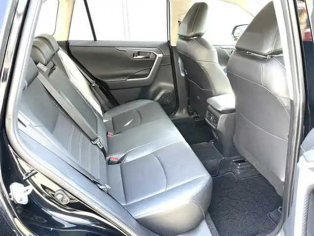 トヨタ ＲＡＶ４ G Zパッケージ 栃木県 2022(令4)年 3.8万km アティチュードブラックマイカ ワンオーナー/純正ナビ（フルセグTV/BT/CD/DVD/AM/FM)/レザーシート/デジタルインナーミラー/4WD/オートライト/前後ドライブレコーダー/ビルトインETC/ステアリングヒーター/運転席パワーシート/メモリーシート/前席シートヒーター/エアーシート/パワーバックドア/電動パーキングブレーキ/オートホールド/前後コーナーセンサー/バックカメラ/純正フロアマット/純正LEDヘッドライト/純正19inAW/保障証/取扱説明書