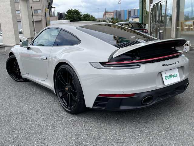 ポルシェ ポルシェ ９１１ カレラ GTS 神奈川県 2022(令4)年 0.6万km グレー ワンオーナー/スペシャルカラー：クレヨン/GTSインテリアパッケージ/アルミルック燃料タンクキャップ/リヤアクスル ステアリング/ブレーキキャリパー ブラック塗装/パワーステアリング プラス/フロントアクスル リフト システム/LEDマトリックスライトPDLS Plus/グレートップウィンドスクリーン/イオナイザー/ヒーター付きGTスポーツステアリング/ストレージパッケージ/カラーメーター クレヨン/アルカンターラルーフライニング/エクステンドインテリアパッケージ マットカーボン/BOSEサウンドシステム/純正メモリーナビ/USB/BT/AppleCarPlay/全方位カメラ/ETC2.0/スポーツクロノ/スポーツエグゾースト/純正F:20/R:21インチAW/電動リヤスポイラー/PASM/衝突警告/クルーズコントロール/コーナーセンサー/ハーフレザーシート/前席シートヒーター/電動格納ミラー/スマートキー×2/R5/6年ディーラー整備記録/保証書・取説あり