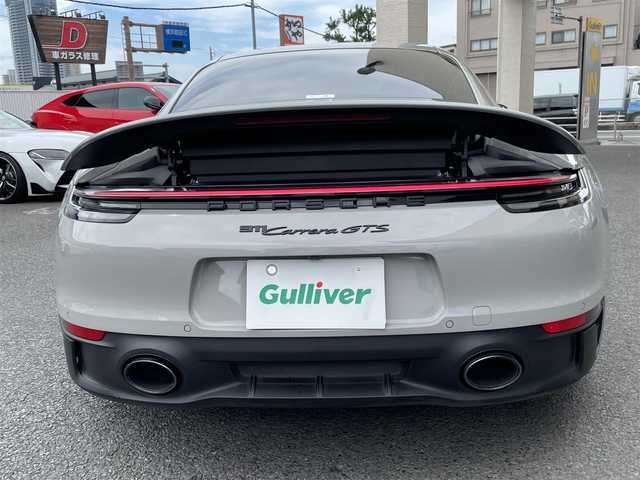 ポルシェ ポルシェ ９１１ カレラ GTS 神奈川県 2022(令4)年 0.6万km グレー ワンオーナー/スペシャルカラー：クレヨン/GTSインテリアパッケージ/アルミルック燃料タンクキャップ/リヤアクスル ステアリング/ブレーキキャリパー ブラック塗装/パワーステアリング プラス/フロントアクスル リフト システム/LEDマトリックスライトPDLS Plus/グレートップウィンドスクリーン/イオナイザー/ヒーター付きGTスポーツステアリング/ストレージパッケージ/カラーメーター クレヨン/アルカンターラルーフライニング/エクステンドインテリアパッケージ マットカーボン/BOSEサウンドシステム/純正メモリーナビ/USB/BT/AppleCarPlay/全方位カメラ/ETC2.0/スポーツクロノ/スポーツエグゾースト/純正F:20/R:21インチAW/電動リヤスポイラー/PASM/衝突警告/クルーズコントロール/コーナーセンサー/ハーフレザーシート/前席シートヒーター/電動格納ミラー/スマートキー×2/R5/6年ディーラー整備記録/保証書・取説あり