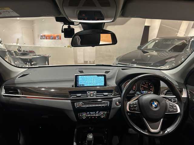 ＢＭＷ Ｘ１ xDrive 18d xライン 道央・札幌 2018(平30)年 6.2万km ミネラルホワイト アドバンスドアクティブセーフティーパッケージ/・ＡＣＣ/・ヘットアップディスプレイ/ハイラインパッケージ/・ダコタレザーシート/・電動フロントシート/・シートヒーター/コンフォートパッケージ/・オートマチックテールゲート/・リアシートバックレスリリース/・スライディングリアシート/純正HDDナビ(CD、ＤＶＤ、ＵＳＢ、ＢＴ)/バックカメラ/ＰＤＣ/パーキングアシスト