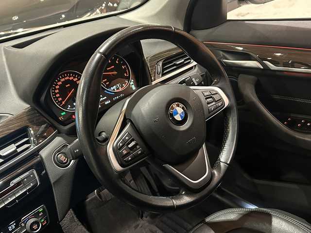 ＢＭＷ Ｘ１ xDrive 18d xライン 道央・札幌 2018(平30)年 6.2万km ミネラルホワイト アドバンスドアクティブセーフティーパッケージ/・ＡＣＣ/・ヘットアップディスプレイ/ハイラインパッケージ/・ダコタレザーシート/・電動フロントシート/・シートヒーター/コンフォートパッケージ/・オートマチックテールゲート/・リアシートバックレスリリース/・スライディングリアシート/純正HDDナビ(CD、ＤＶＤ、ＵＳＢ、ＢＴ)/バックカメラ/ＰＤＣ/パーキングアシスト