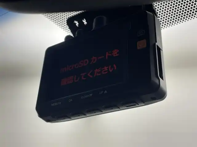 トヨタ ハリアー ハイブリッド エレガンス 茨城県 2014(平26)年 4.1万km ホワイトパールクリスタルシャイン 純正ナビ/・Bluetooth接続/・CDチェンジャー/・バックカメラ/・ｓｄミュージックサーバー/・USB入力/・フルセグテレビ/ETC/ドライブレコーダー/パワーシート/ハーフレザーシート/MTモード付/オートライト/エンジンスタート/４WD/スマートキー