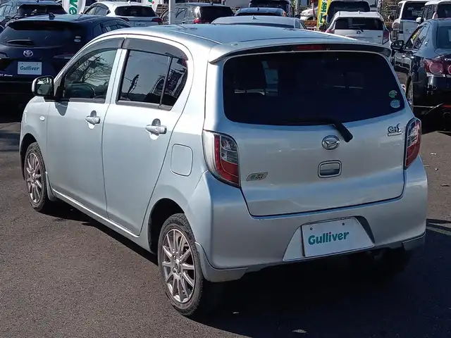 ダイハツ ミラ イース Xf メモリアルエディション 福井県 2012(平24)年 13.3万km ブライトシルバーメタリック エコアイドル/カーオーディオ（FM/AM/CD/AUX）/マニュアルエアコン/ハロゲンライト/フロントフォグランプ/ライトレベライザー/リモコンキー