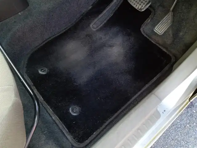 ダイハツ ミラ イース Xf メモリアルエディション 福井県 2012(平24)年 13.3万km ブライトシルバーメタリック エコアイドル/カーオーディオ（FM/AM/CD/AUX）/マニュアルエアコン/ハロゲンライト/フロントフォグランプ/ライトレベライザー/リモコンキー