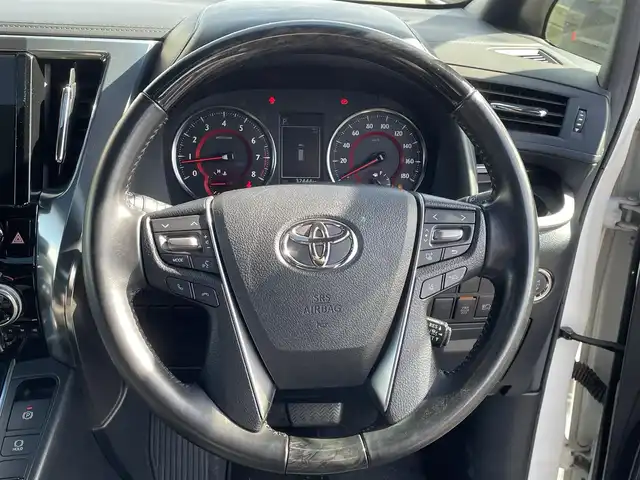 トヨタ ヴェルファイア Z ゴールデンアイズ 和歌山県 2020(令2)年 3.3万km ホワイトパールクリスタルシャイン 後期モデル/デジタルインナーミラー/バックカメラ/純正ディスプレイオーディオナビ機能付き/サンルーフ/三眼LED/両側パワースライドドア/パワーバックドア/ハーフレザーシート/オットマン/プッシュスタート/スマートキー/フロアマット/ドアバイザー