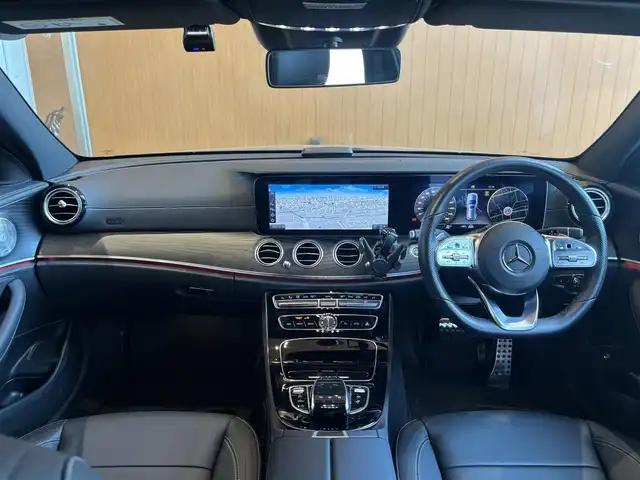 メルセデス・ベンツ Ｅ２２０ｄ SWアバンギャルド AMGライン 宮城県 2020(令2)年 1.6万km セレナイトグレー エクスクルーシブパッケージ/レーダーセーフティパッケージ/ヘッドアップディスプレイ/Burmesterサウンドシステム/COMANDシステムナビゲーションシステム/フルセグTV/360°カメラシステム/ブラックレザーシート/シートヒーター/メモリ機能付きパワーシート/キーレスゴー/パワーバックドア/純正19インチAW/ドライブレコーダー