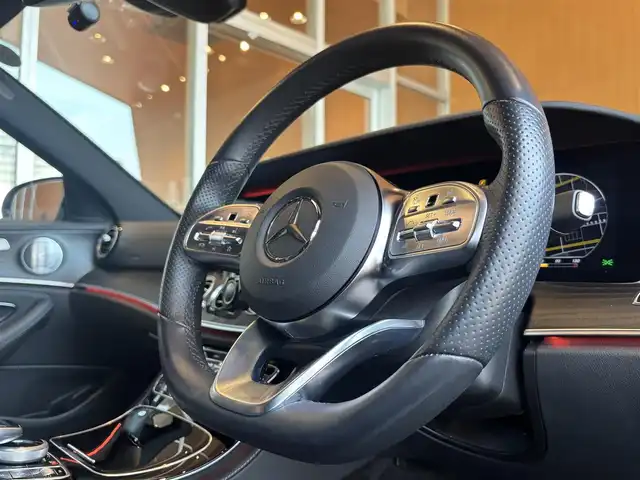 メルセデス・ベンツ Ｅ２２０ｄ SWアバンギャルド AMGライン 宮城県 2020(令2)年 1.6万km セレナイトグレー エクスクルーシブパッケージ/レーダーセーフティパッケージ/ヘッドアップディスプレイ/Burmesterサウンドシステム/COMANDシステムナビゲーションシステム/フルセグTV/360°カメラシステム/ブラックレザーシート/シートヒーター/メモリ機能付きパワーシート/キーレスゴー/パワーバックドア/純正19インチAW/ドライブレコーダー