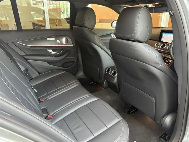 メルセデス・ベンツ Ｅ２２０ｄ SWアバンギャルド AMGライン 宮城県 2020(令2)年 1.6万km セレナイトグレー エクスクルーシブパッケージ/レーダーセーフティパッケージ/ヘッドアップディスプレイ/Burmesterサウンドシステム/COMANDシステムナビゲーションシステム/フルセグTV/360°カメラシステム/ブラックレザーシート/シートヒーター/メモリ機能付きパワーシート/キーレスゴー/パワーバックドア/純正19インチAW/ドライブレコーダー