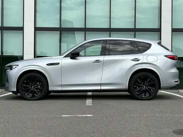 マツダ ＣＸ－６０ XD HV エクスクルーシブスポーツ 和歌山県 2023(令5)年 0.4万km ソニックシルバーM BOSEプレミアムサウンド/純正ナビ/フルセグTV/360°モニター/衝突軽減ブレーキ/レーダークルーズコントロール/ブラインドスポットモニター/ヘッドアップディスプレイ/パワーバックドア/パワーシート/ポジションメモリー/シートヒーター/ETC/純正フロアマット/純正アルミホイール/LEDヘッドライト/フォグランプ/オートライト