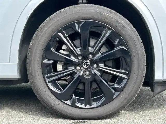 マツダ ＣＸ－６０ XD HV エクスクルーシブスポーツ 和歌山県 2023(令5)年 0.4万km ソニックシルバーM BOSEプレミアムサウンド/純正ナビ/フルセグTV/360°モニター/衝突軽減ブレーキ/レーダークルーズコントロール/ブラインドスポットモニター/ヘッドアップディスプレイ/パワーバックドア/パワーシート/ポジションメモリー/シートヒーター/ETC/純正フロアマット/純正アルミホイール/LEDヘッドライト/フォグランプ/オートライト