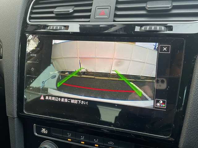 フォルクスワーゲン ゴルフ TSI ハイライン 秋田県 2017(平29)年 10.3万km クールホワイト 純正ナビ/　CD　SD再生　Bluetooth/バックカメラ/衝突軽減装置/BSM/レーダークルーズ/ETC/ドラレコ/アイドリングストップ/オートエアコン/オートライト/革巻きステアリング/電動パーキングブレーキ/オールオートウィンドウ