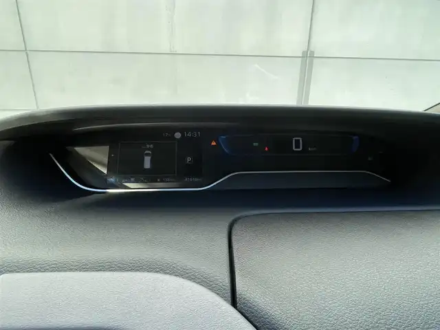 日産 セレナ e－パワー ハイウェイスター V 千葉県 2021(令3)年 4.2万km ブリリアントホワイトパール 純正１０インチナビ/・Bluetooth/ミュージックサーバー/フルセグ/DVD再生機能あり/プロパイロット/デジタルインナーミラー/ステリングスイッチ/Ｄ／Ｎ席シートヒーター/ハンズフリーパワースライドドア/ブラインドスポットモニター/前後コーナーセンサー