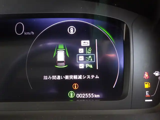 ホンダ ステップワゴン eHEV エアー 千葉県 2024(令6)年 0.3万km フィヨルドミストパール 登録時走行距離2533km/ワンオーナー/純正メモリナビ/（DVD/フルセグTV/Bluetooth/MSV）/バックカメラ/AppleCarPlay/フリップダウンモニター/ETC/両側パワースライドドア/HONDA SENSING/・アダプティブクルーズコントロール（ACC）/・衝突軽減ブレーキ（CMBS）/・車線維持支援システム（LKAS）/・誤発進抑制機能/・先行車発進お知らせ機能/・オートハイビーム/・標識認識機能/純正LEDヘッドライト/純正16インチアルミホイール/スマートキー/スペアキー1本/保証書/取扱説明書