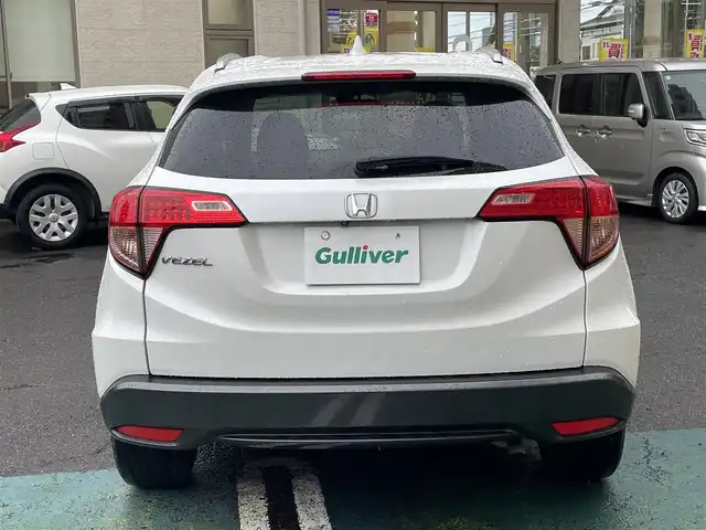 ホンダ ヴェゼル S 静岡県 2014(平26)年 12.6万km ホワイトオーキッドパール 社外8インチナビ/フルセグTV/DVD/CD/SD/MSV/BT/バックカメラ/ハーフレザーシート/前席シートヒーター/クルーズコントロール/ETC/LEDヘッドライト/ステアリングスイッチ/パドルシフト/スマートキー×2/保証書/取扱説明書