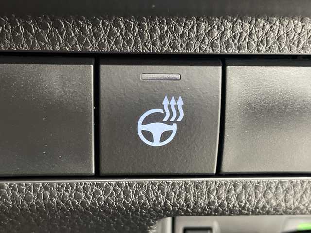 トヨタ ＲＡＶ４ アドベンチャー 岐阜県 2022(令4)年 3.6万km アティチュードブラックマイカ 純正9インチSDナビ/CD/DVD/Bluetooth/フルセグTV/バックカメラ/ビルトインETC2.0/トヨタセーフティセンス/プリクラッシュセーフティシステム/レーントレーシングアシスト/オートハイビーム/レーダークルーズコントロール/ブラインドスポットモニター/ロードサインアシスト/リアクロストラフィックアラート/パーキングサポートブレーキ/レザーシート/シートヒーター/エアシート/パワーシート/シートメモリ/革巻きステアリング/ステアリングヒーター/ステアリングリモコン/オートLEDヘッドライト/フォグランプ/プッシュスタート/スマートキー/前後ドライブレコーダー/ルーフレール