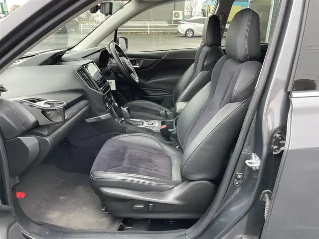 スバル フォレスター スポーツ 道央・札幌 2023(令5)年 5.2万km マグネタイトグレーメタリック ４WD/ワンオーナー/サンルーフ/純正ディーラーOPナビ/CD/DVD/BT/フルセグ/アイサイト/衝突被害軽減ブレーキ/横滑り防止装置/レーダークルーズコントロール/レーンキープアシスト/パーキングアシスト/リアパーキングセンサー/ブラインドスポットモニター/SRH/バック/サイド/フロントカメラ/XMODE/SI-DRIVE/デジタルインナーミラー/アイドリングストップ/パワーバックドア/前席パワーシート/D席メモリーシート/全席シートヒーター/ハーフレザーシート/革巻きステアリング/ステアリングリモコン/パドルシフト/ハンドルヒーター/電動パーキング/オートブレーキホールド/プッシュスタート/スマートキー/LEDヘッドライト/オートライト/フォグランプ/電動格納ミラー/ヒーテッドドアミラー/ウィンカーミラー/社外フロアマット/ドアバイザー/スペアキー