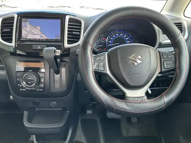 スズキ ソリオ バンディット DJE 島根県 2015(平27)年 11.1万km パールホワイト 4WD/レーダーブレーキ/社外ナビ/CD/DVD/DTV/Bluetooth/両側パワースライドドア/クルーズコントロール/ステアリングスイッチ/スマートキー/プッシュスタート /純正フロアマット/純正ドアバイザー/HIDオートライト/アイドリングストップ