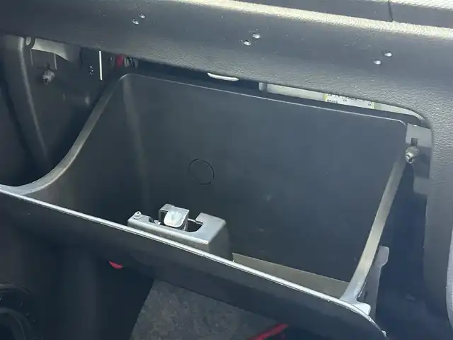 スズキ アルト ワークス 兵庫県 2020(令2)年 6.4万km ピュアホワイトP 5MT/RECAROシート/(CD/USB/AUX/SD)/ETC/HIDヘッドライト/フォグランプ/ステアリングリモコン/スマートキー/スペアキー/社外スピーカー/社外シフトノブ/社外リアスポイラー/純正ドアバイザー/純正フロアマット/純正アルミ15インチ