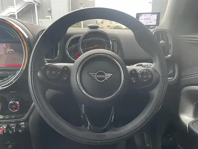 ＭＩＮＩ ミニ クロスオーバー クーパー D 栃木県 2020(令2)年 4.7万km チリ・レッド 純正ナビ（BT/AM/FM）/追従機能付きクルーズコントロール/ETC一体型ルームミラー/パワーバックドア/インテリジェントセーフティ/（歩行者警告/衝突警告）/バックカメラ/シートリフター/スペアキー/プッシュスタート/スマートキー