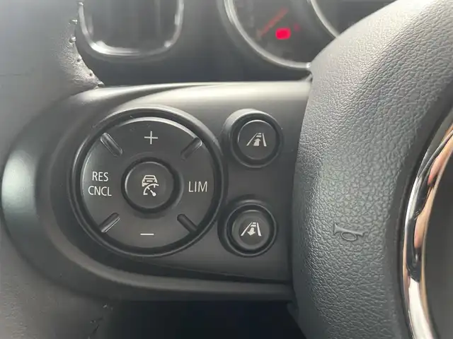 ＭＩＮＩ ミニ クロスオーバー クーパー D 栃木県 2020(令2)年 4.7万km チリ・レッド 純正ナビ（BT/AM/FM）/追従機能付きクルーズコントロール/ETC一体型ルームミラー/パワーバックドア/インテリジェントセーフティ/（歩行者警告/衝突警告）/バックカメラ/シートリフター/スペアキー/プッシュスタート/スマートキー